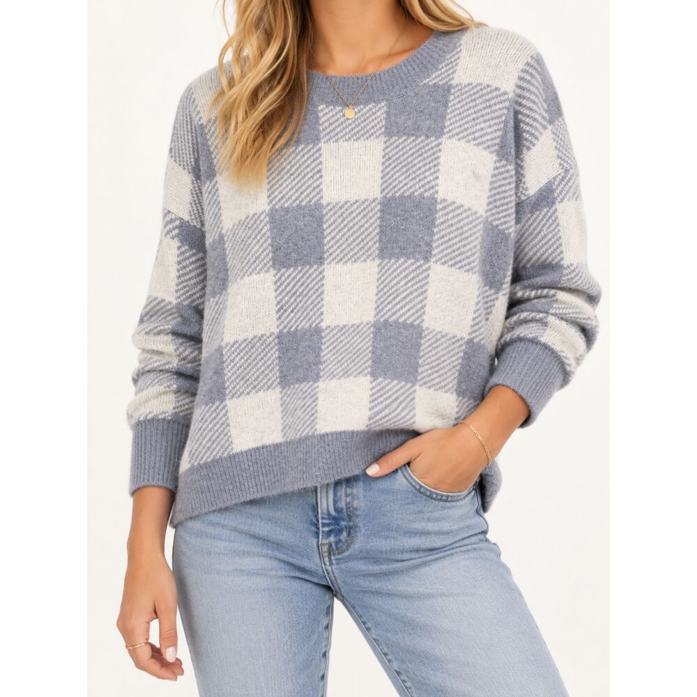 Hem & Thread Plaid Sweater Womens M Gray Ivory Fuzzy Oversized Cozy Knit